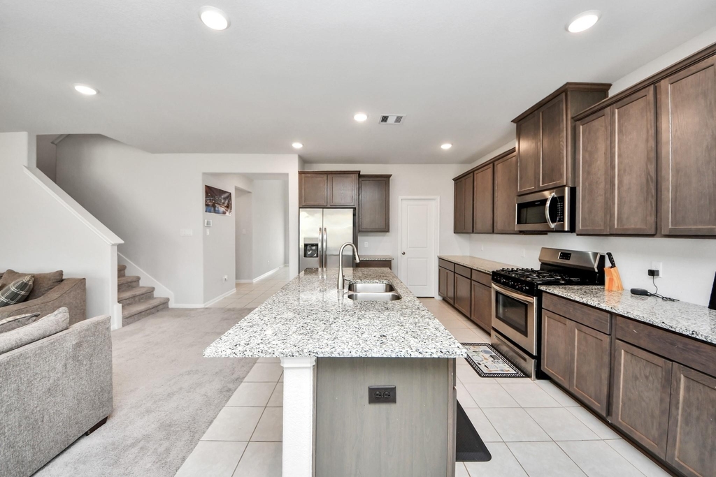 10618 Amador Peak Drive - Photo 15