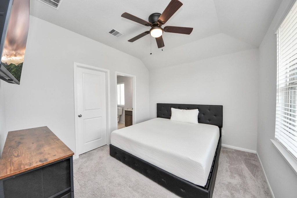 10618 Amador Peak Drive - Photo 38