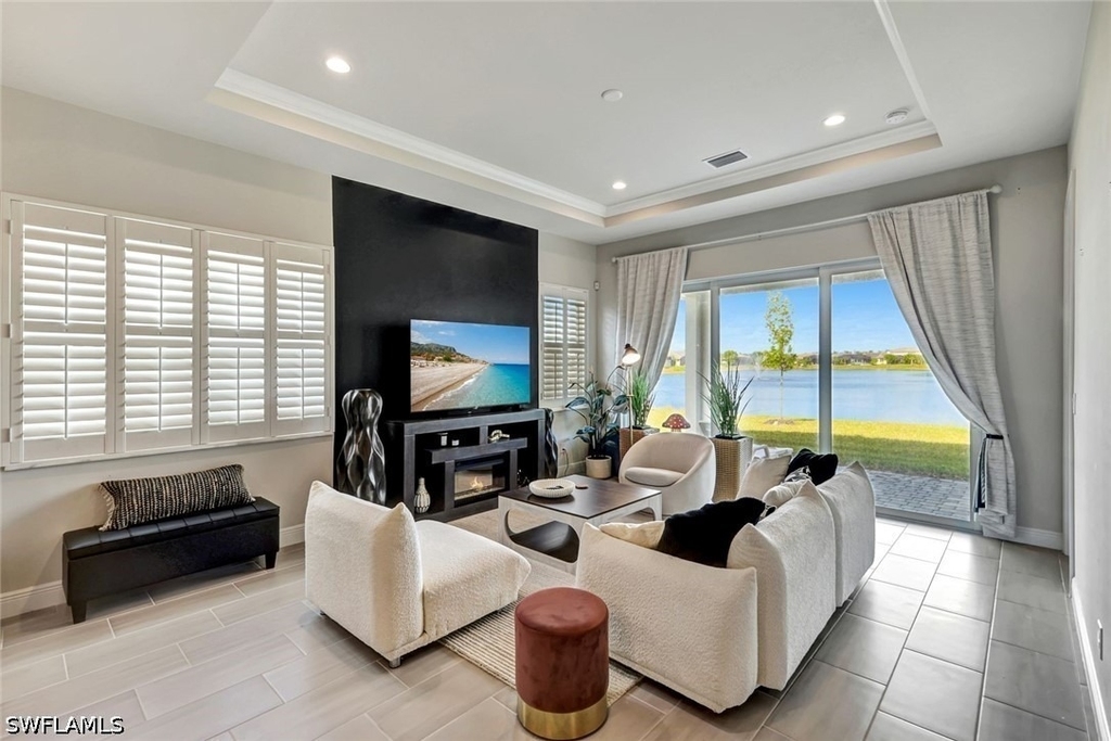 9209 Cayman Drive N - Photo 4