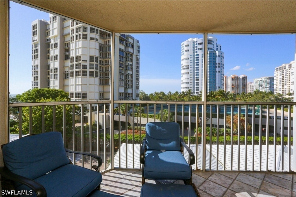 4041 Gulf Shore Boulevard N - Photo 25