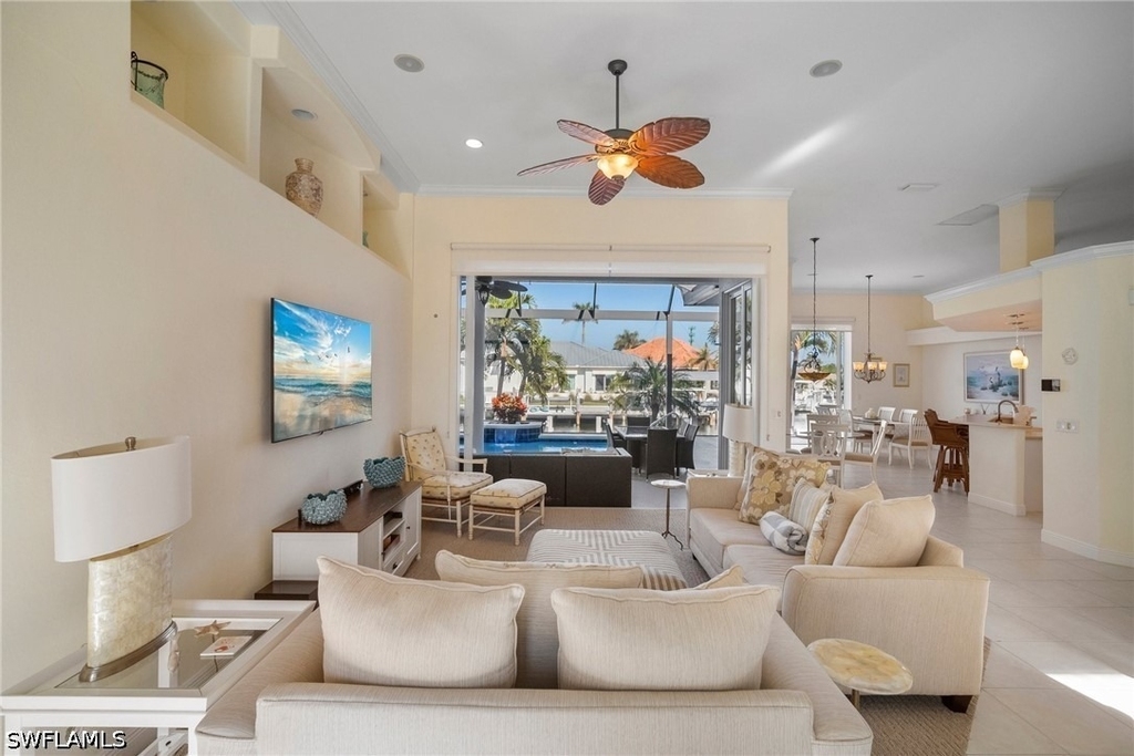 409 Waterleaf Court - Photo 4