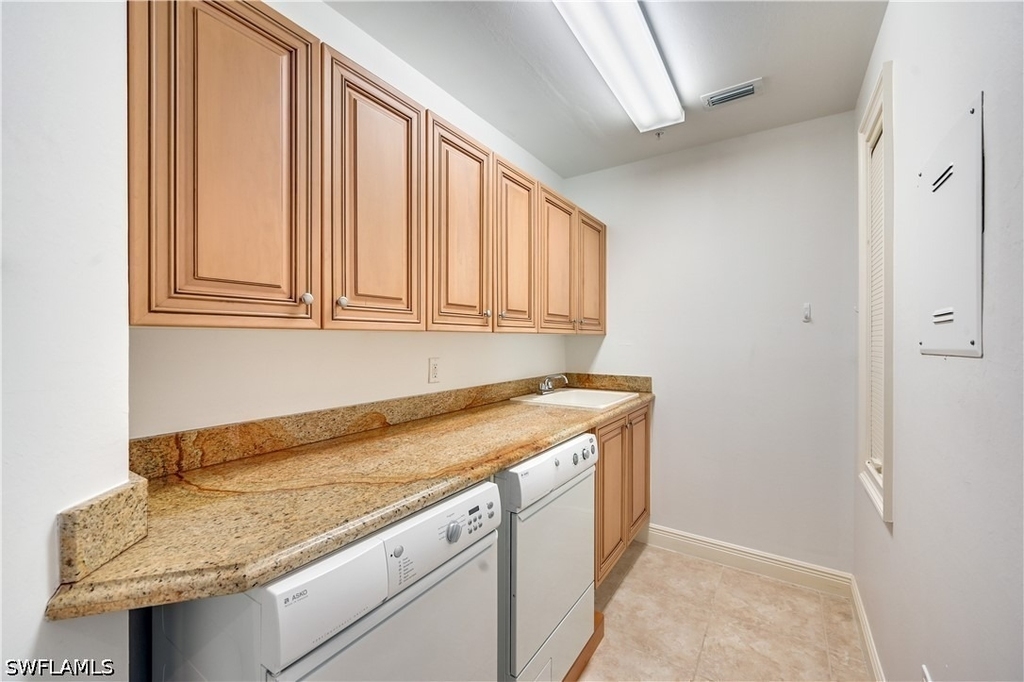 705 10th Street S - Photo 30