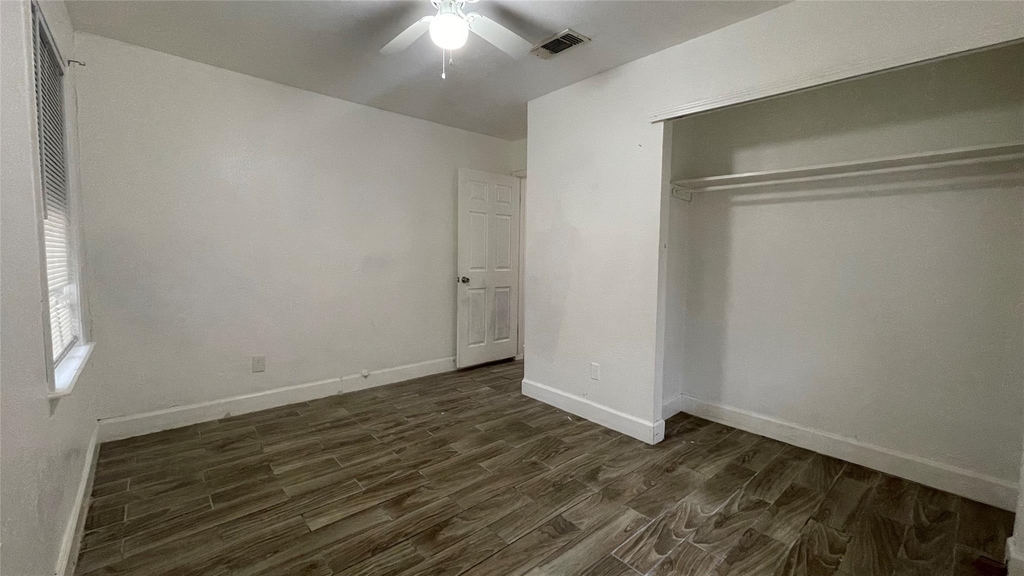 3819 Botany Lane - Photo 3