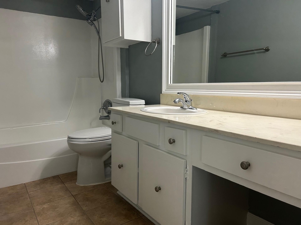359 N Post Oak Lane - Photo 13