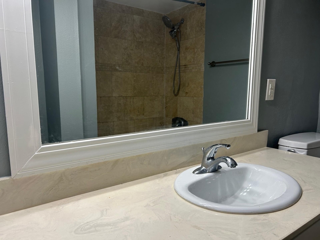 359 N Post Oak Lane - Photo 15