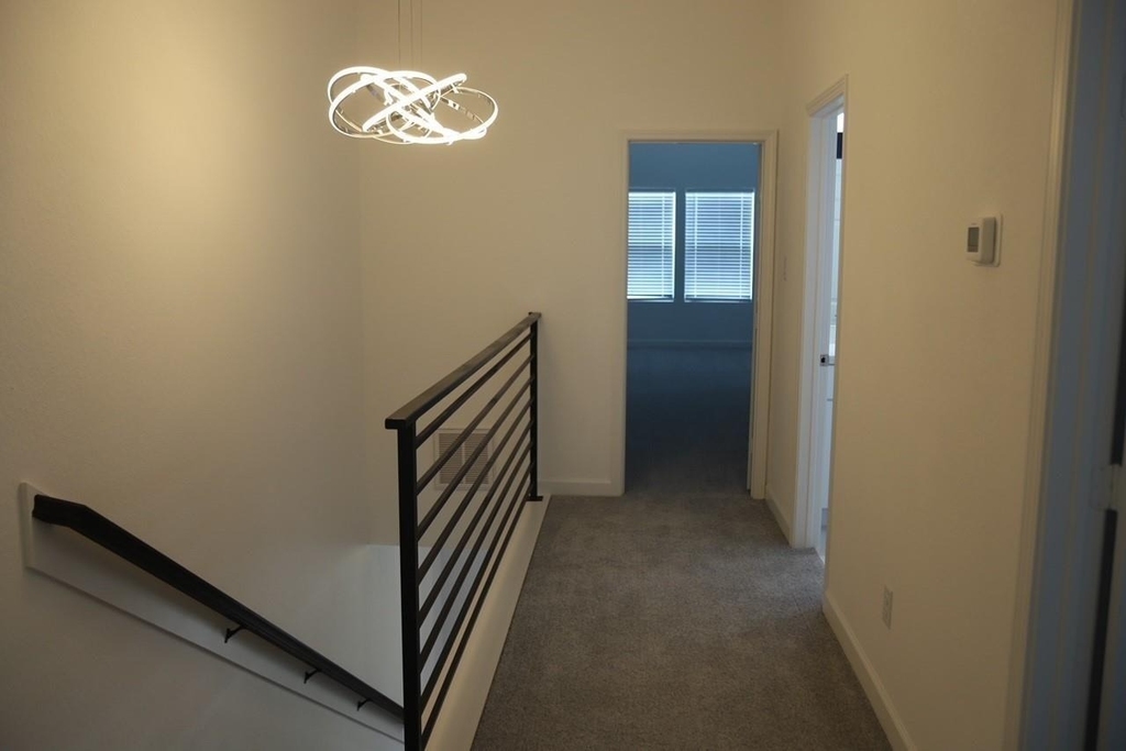 5126 Lyndhurst Drive - Photo 12