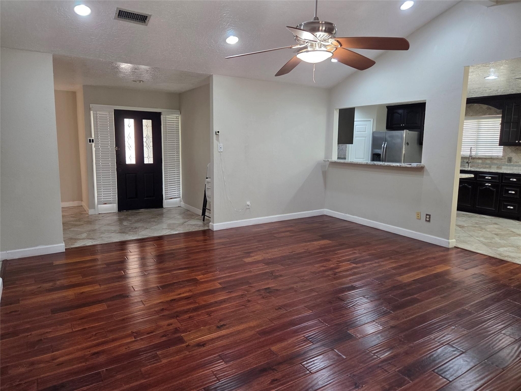15415 Beechnut Street - Photo 2