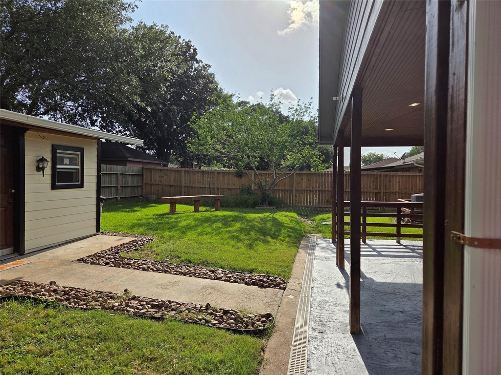 15415 Beechnut Street - Photo 23