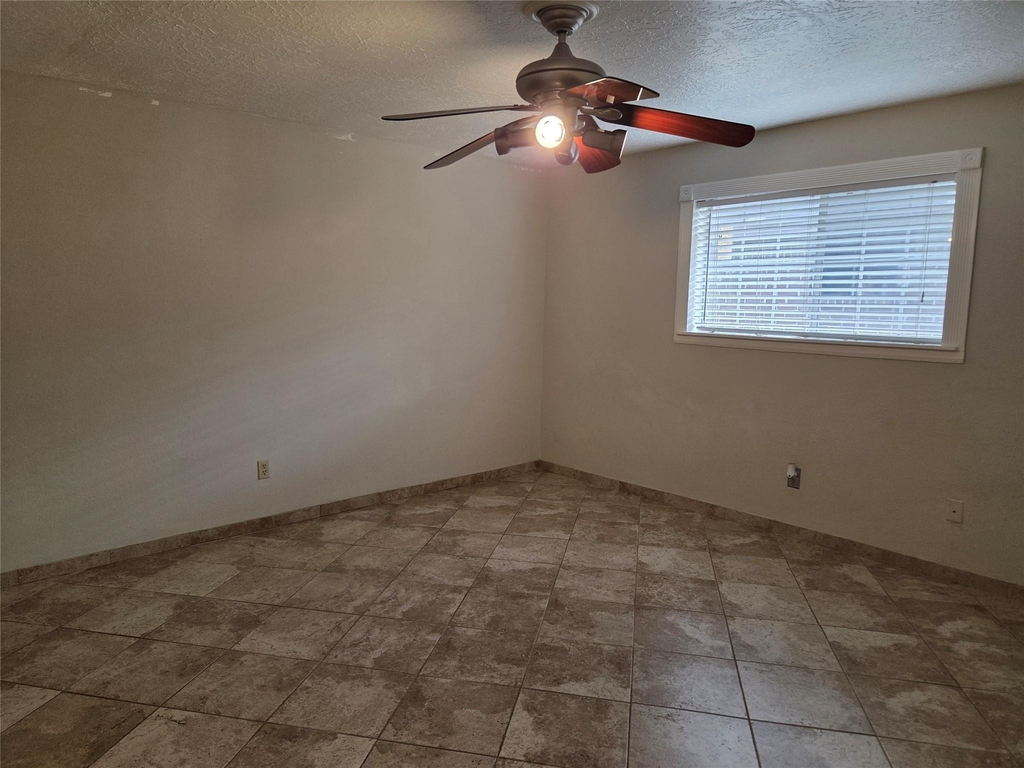 15415 Beechnut Street - Photo 14