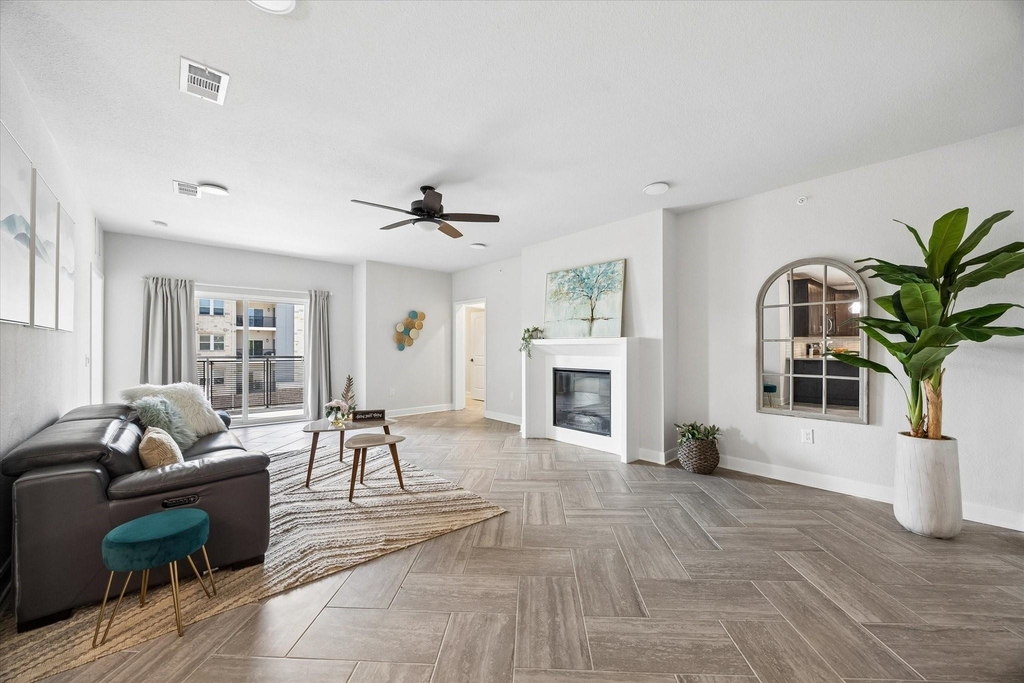 6804 Westview Dr, Unit 2307 Drive - Photo 10