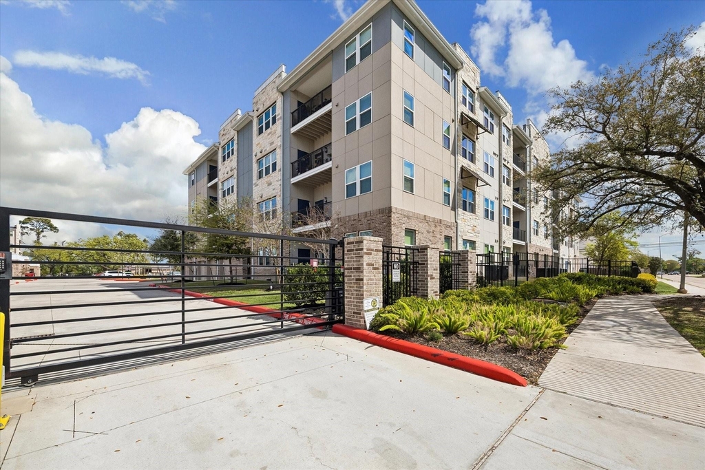 6804 Westview Dr, Unit 2307 Drive - Photo 33