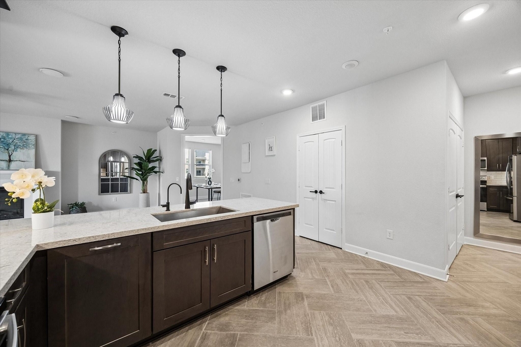 6804 Westview Dr, Unit 2307 Drive - Photo 9