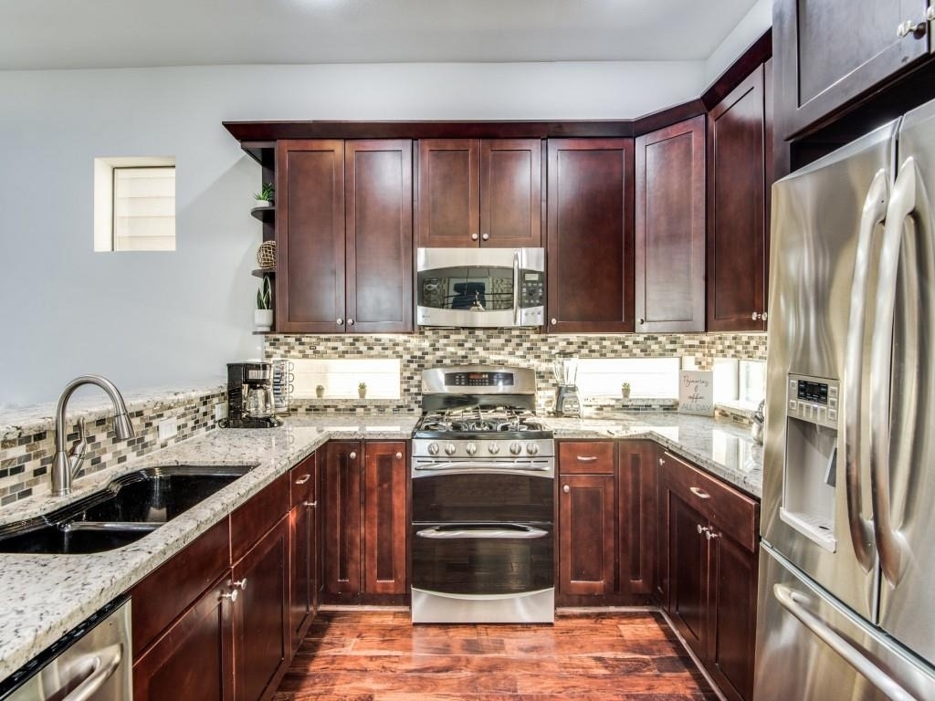 1509 Holly Street - Photo 4