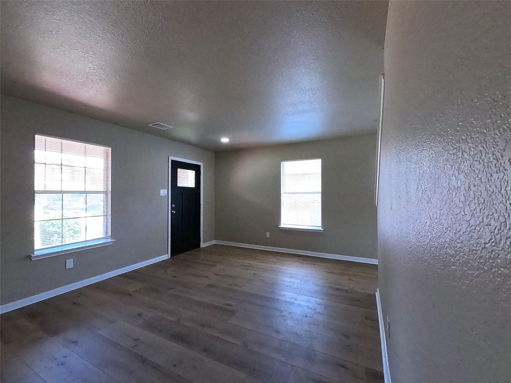 17107 Westminster Village Court - Photo 7