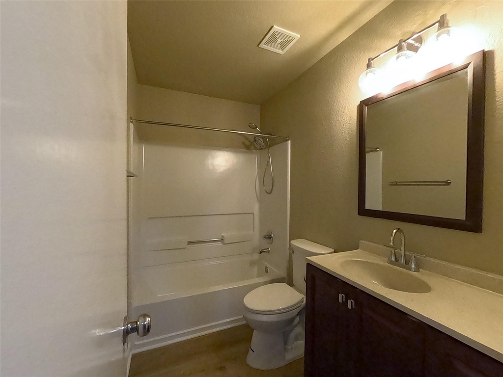 17107 Westminster Village Court - Photo 12