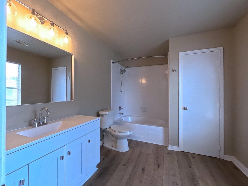 17107 Westminster Village Court - Photo 19
