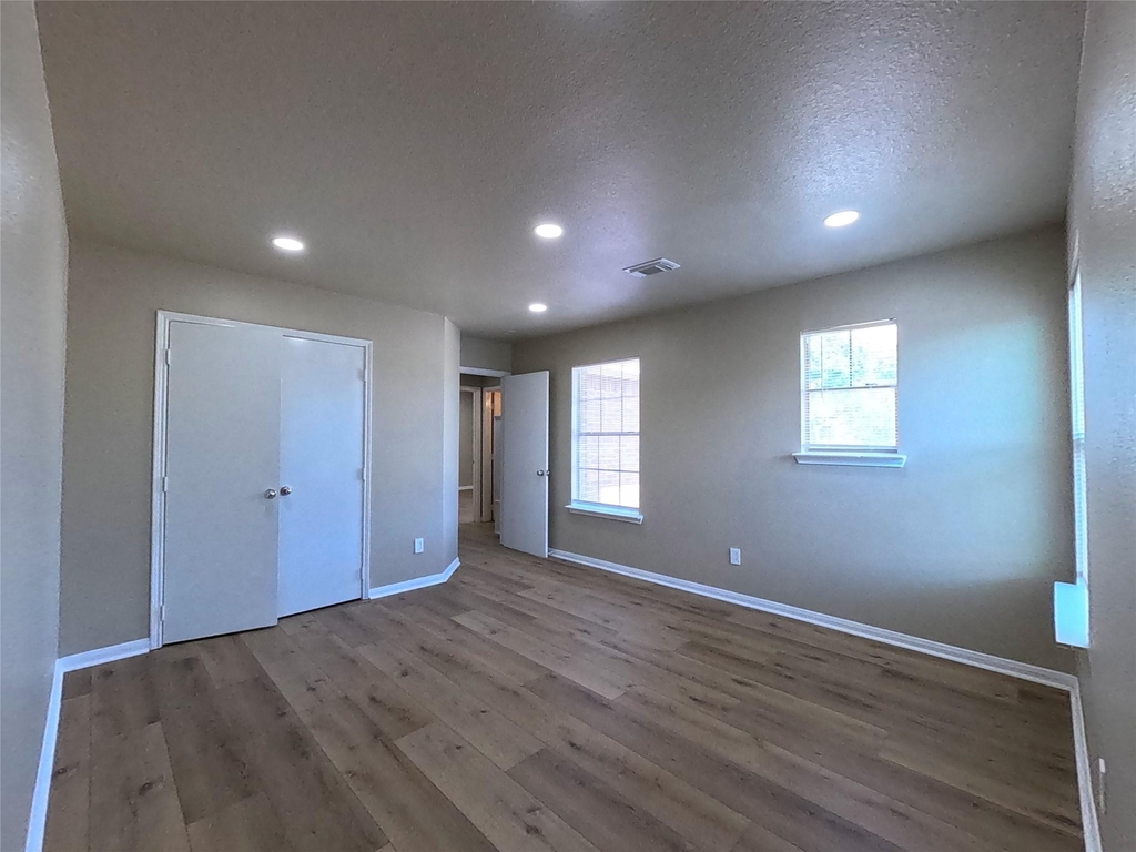 17107 Westminster Village Court - Photo 14