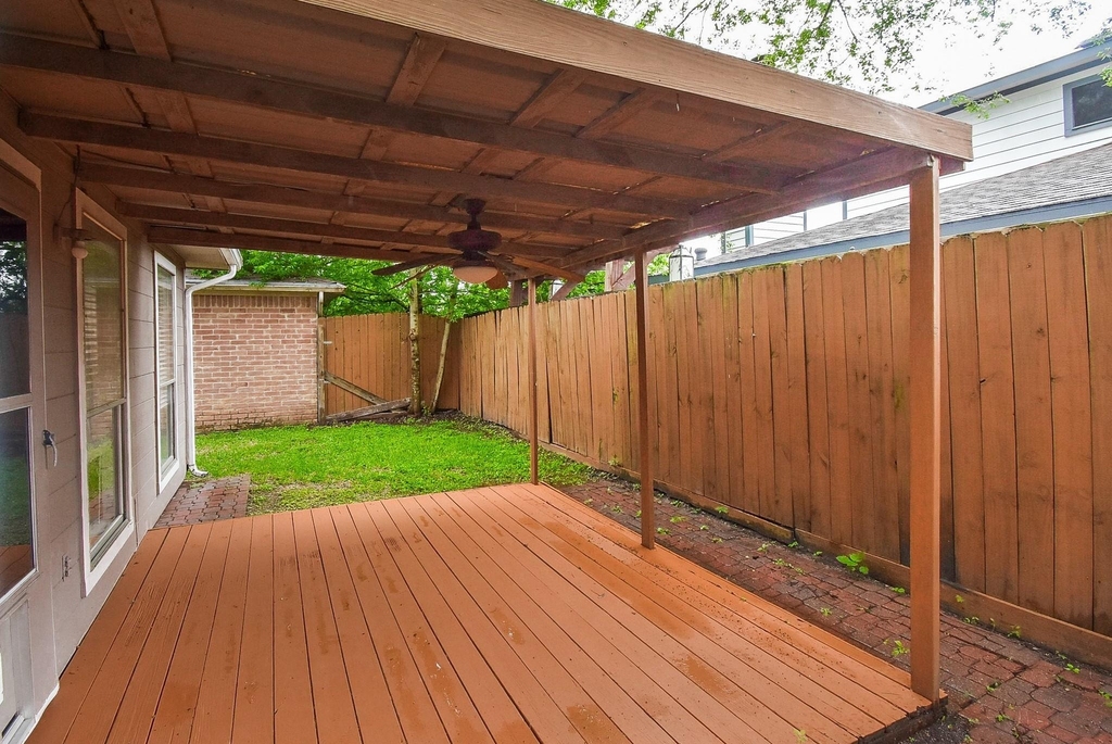 7822 Greenedge Drive - Photo 18