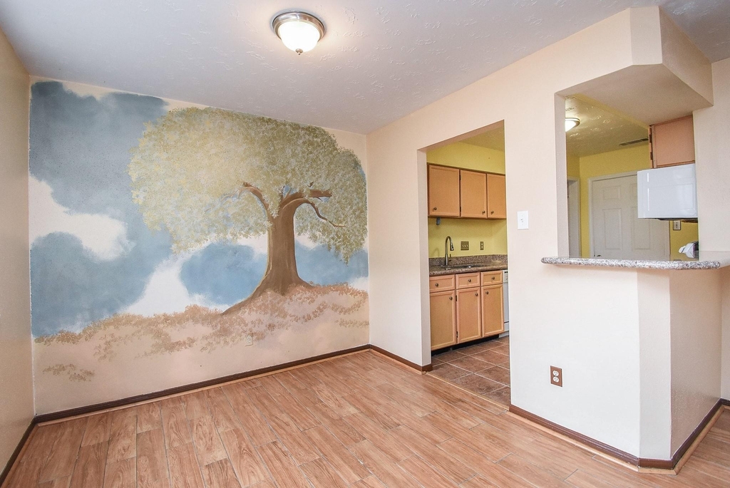 7822 Greenedge Drive - Photo 3