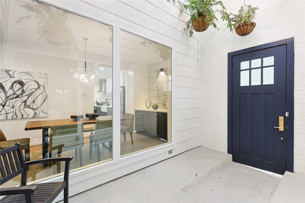 526 Colquitt Street - Photo 3