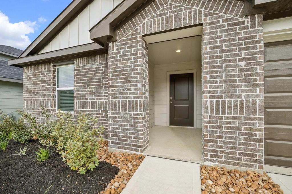 11822 Serenas Song Drive - Photo 1
