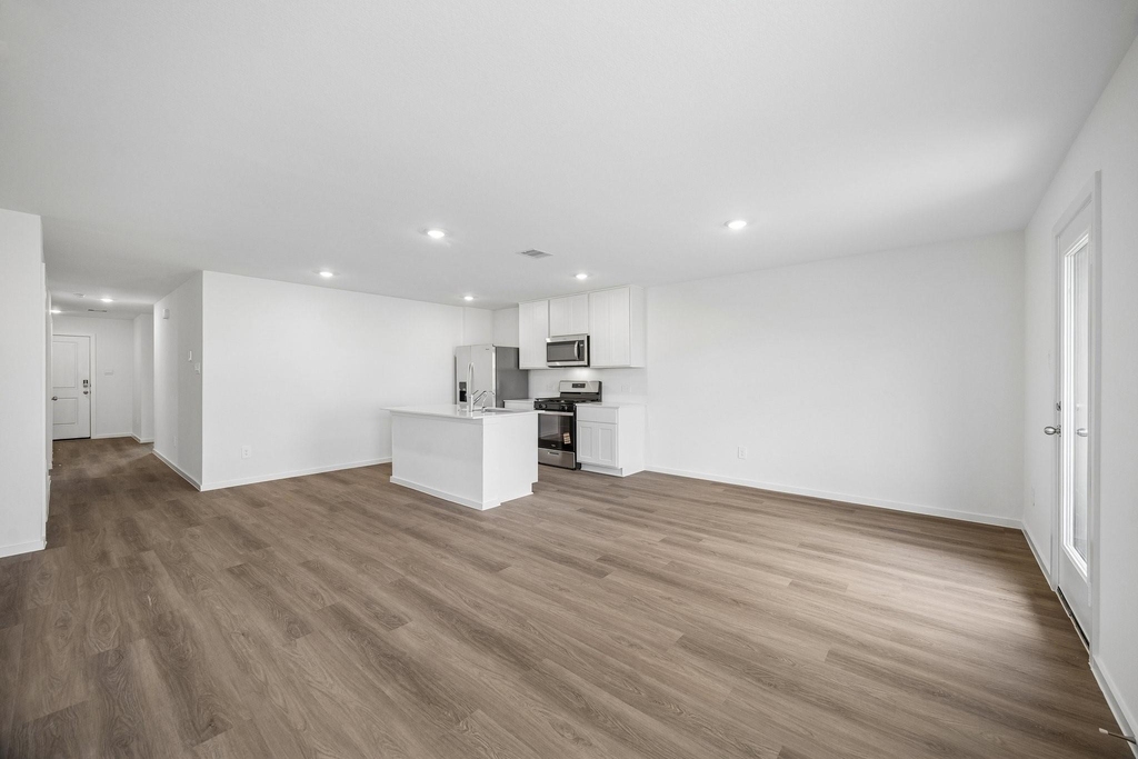 11822 Serenas Song Drive - Photo 7