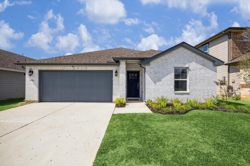 1510 King Ranch Road - Photo 0