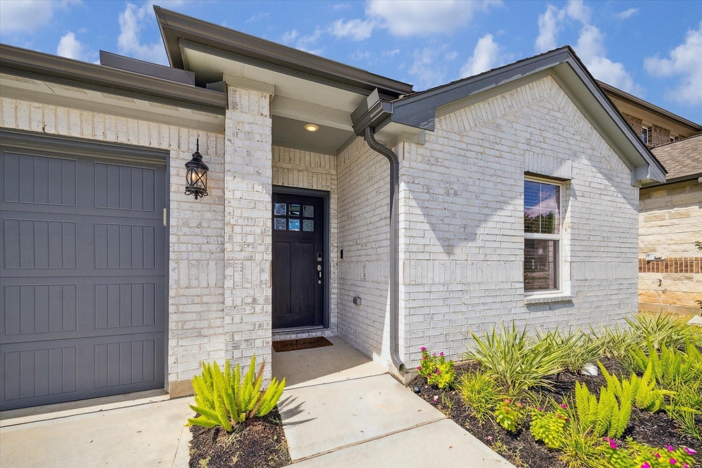 1510 King Ranch Road - Photo 1