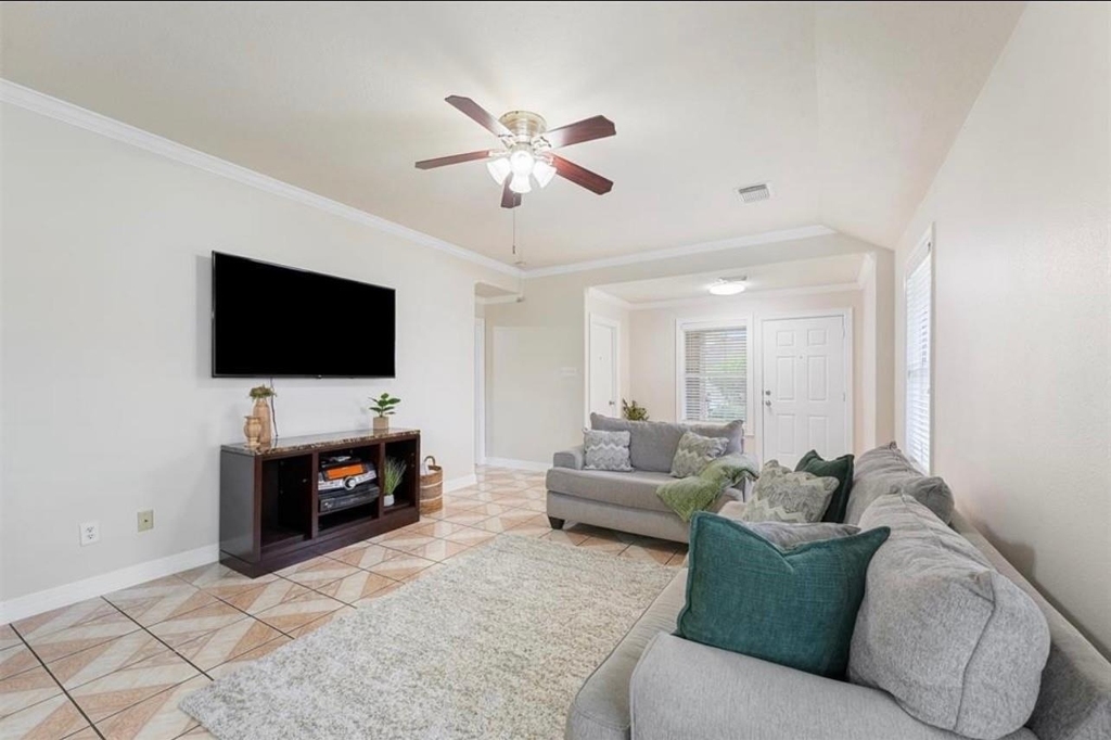 1614 York Creek Drive - Photo 4
