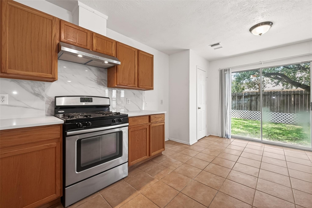 3807 Brook Garden Lane - Photo 16