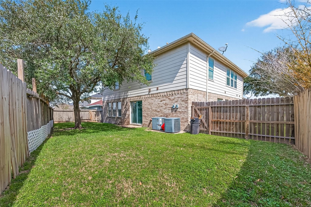 3807 Brook Garden Lane - Photo 47