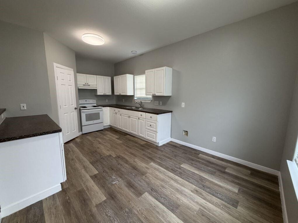 3118 Barberry Drive - Photo 1