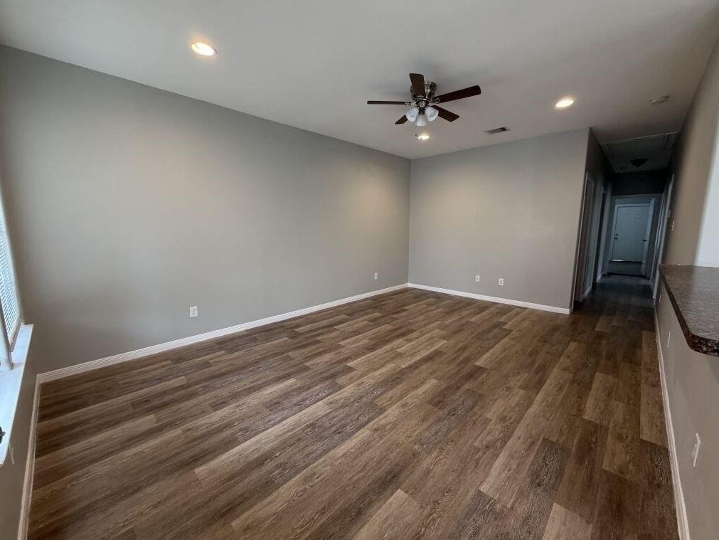 3118 Barberry Drive - Photo 3