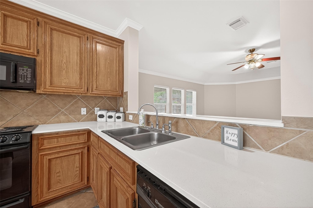 1646 Martin Lake Drive - Photo 5
