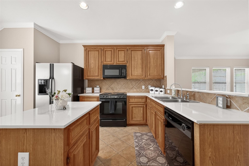 1646 Martin Lake Drive - Photo 4
