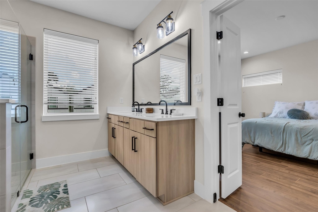 5303 Donovan Gardens Lane - Photo 15
