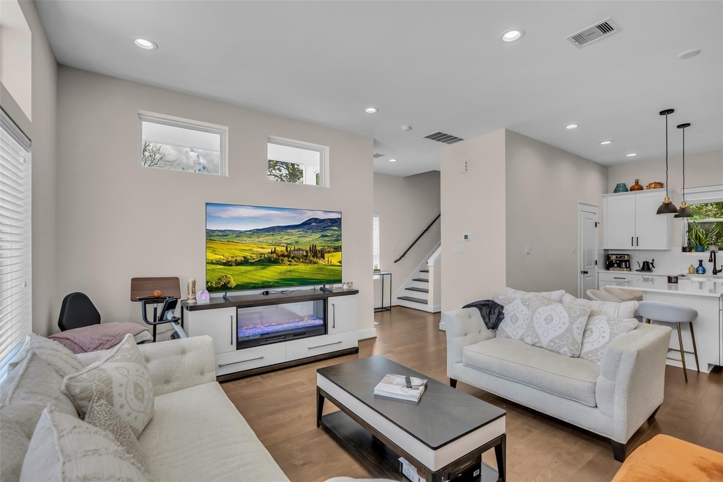 5303 Donovan Gardens Lane - Photo 8