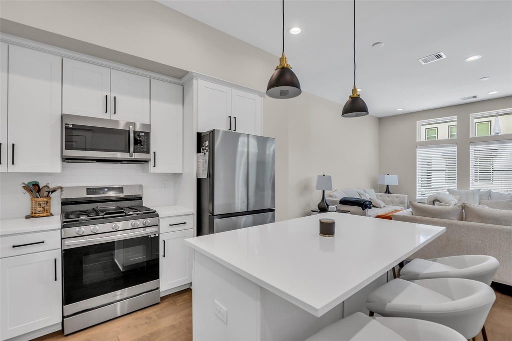 5303 Donovan Gardens Lane - Photo 5