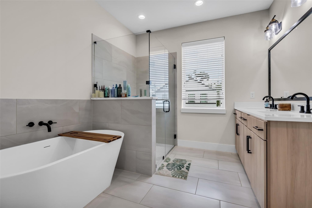 5303 Donovan Gardens Lane - Photo 16