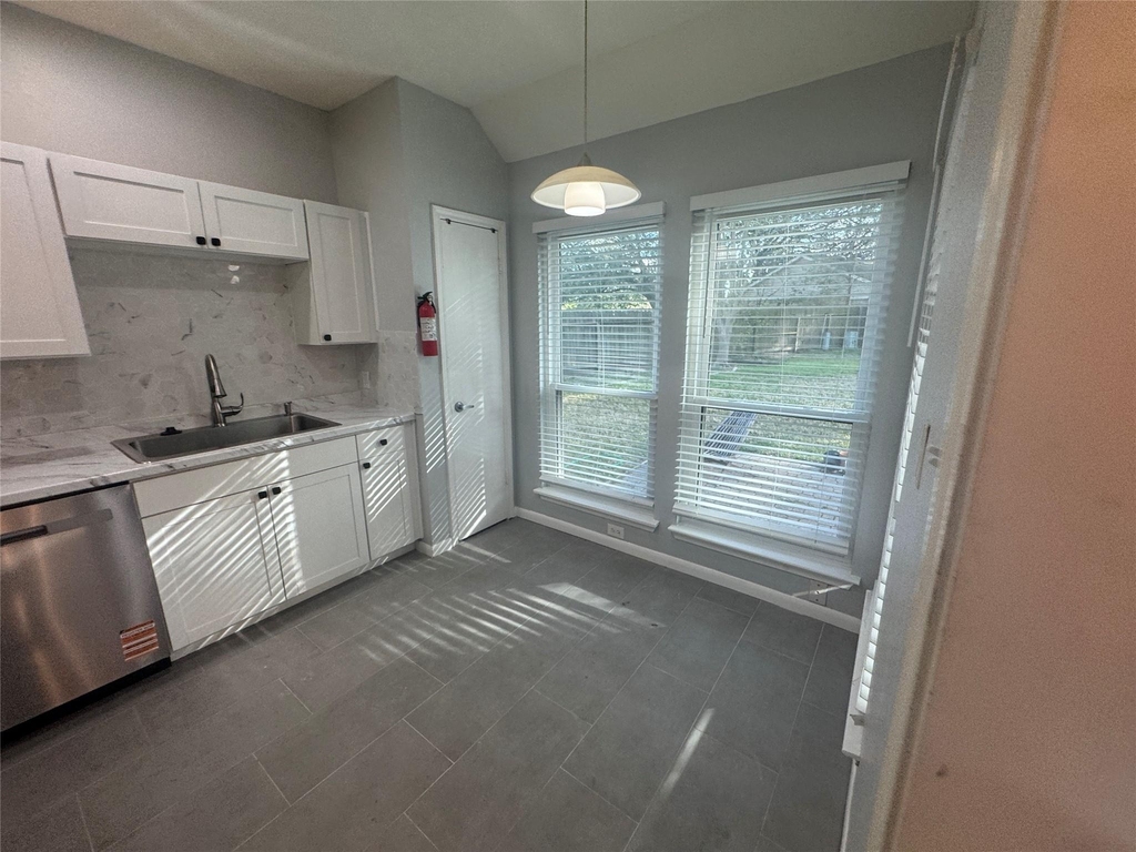 16911 Tranquill Drive - Photo 5