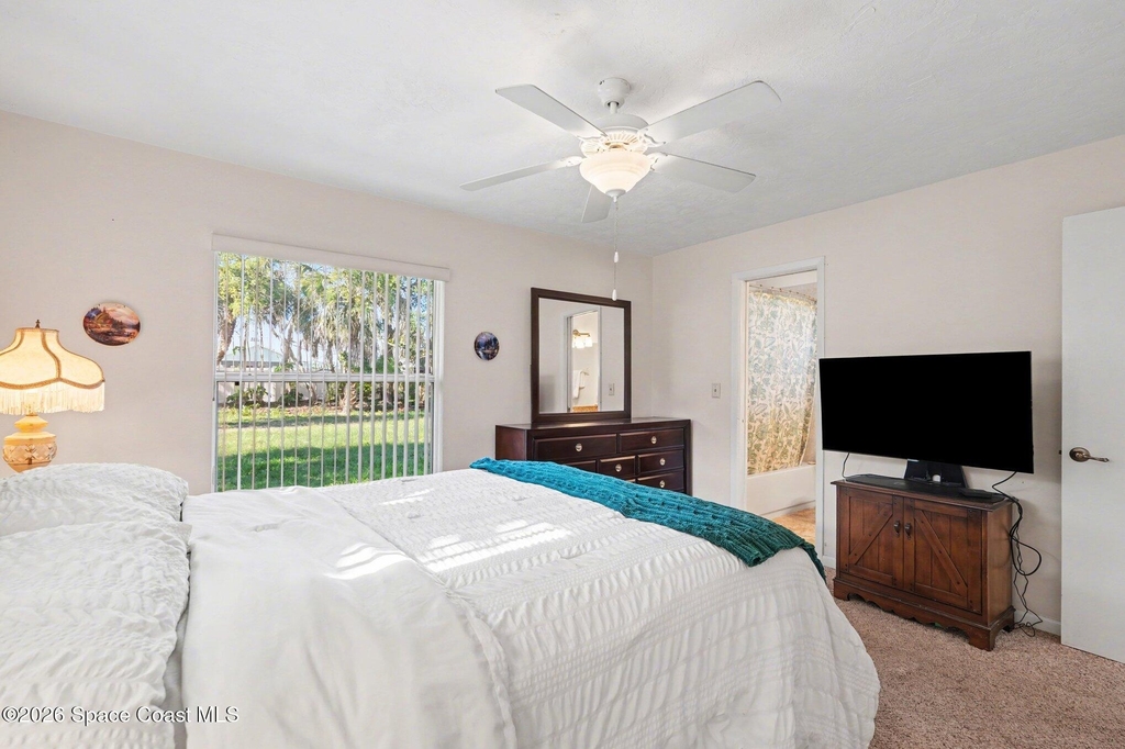 108 Delvalle Street - Photo 14