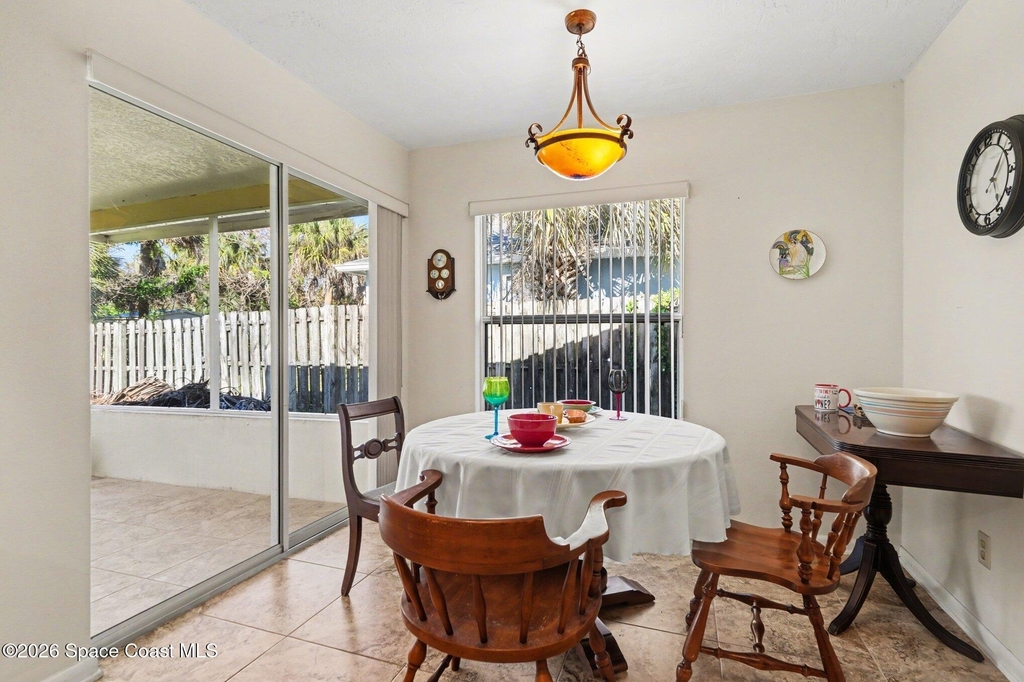 108 Delvalle Street - Photo 11