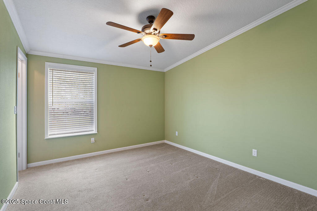 805 Beech Court - Photo 12