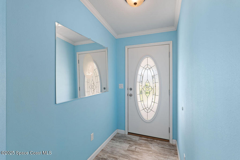 805 Beech Court - Photo 2