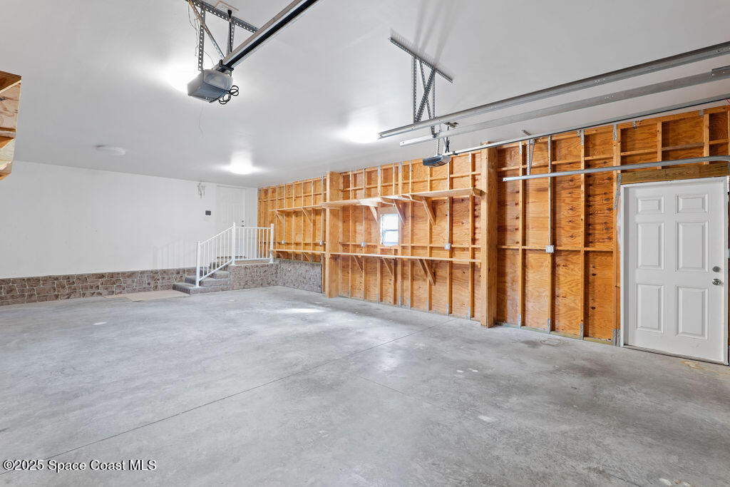 805 Beech Court - Photo 17
