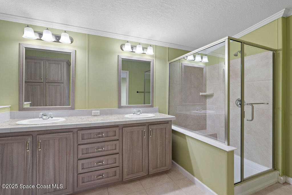 805 Beech Court - Photo 9