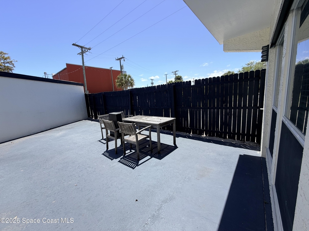 1464 Guava Avenue - Photo 10