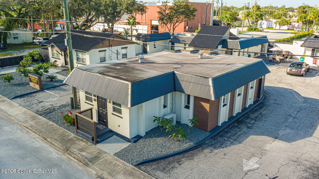 1464 Guava Avenue - Photo 0