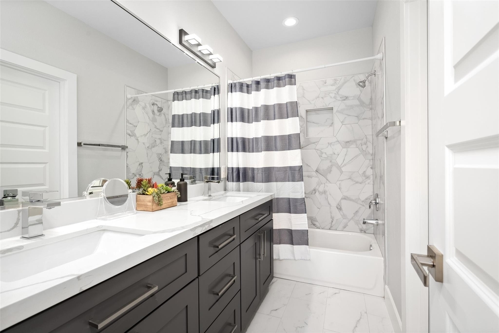6720 Lozier Street - Photo 22