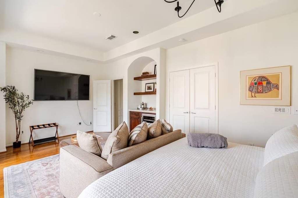 6515 Minola Street - Photo 13